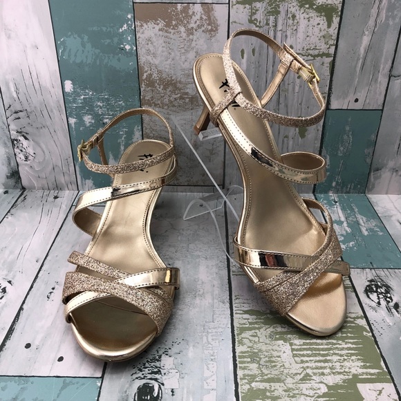 Fioni Shoes - Fioni Strappy Gold Glitter Heels Size 8W